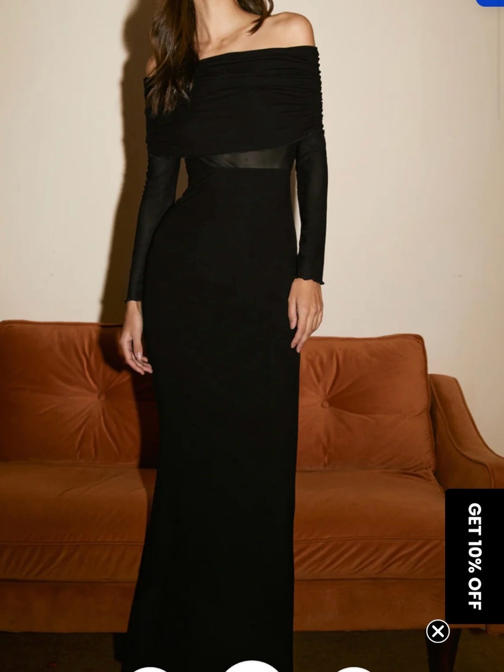 Commense Black Off-Shoulder Long Sleeve Evening Gown